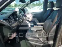 2018 Dodge CARAVAN фото