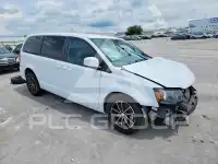 2018 Dodge CARAVAN photo
