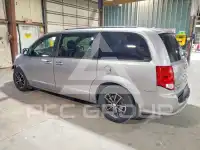 2018 Dodge CARAVAN фото