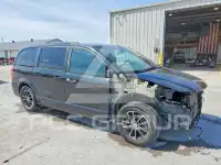 2018 Dodge CARAVAN фото