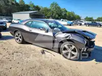 2018 Dodge CHALLENGER photo