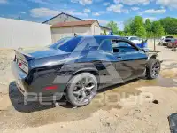 2018 Dodge CHALLENGER photo