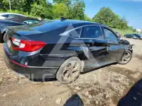 2018 Honda Accord photo
