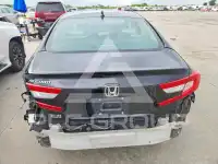 2018 Honda Accord photo