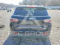 2018 Jeep COMPASS photo