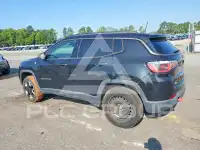 2018 Jeep COMPASS фото