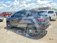 2018 Jeep COMPASS photo