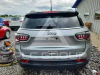 2018 Jeep COMPASS photo