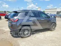 2018 Jeep COMPASS photo