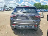 2018 Jeep COMPASS photo