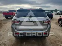 2018 Jeep COMPASS photo