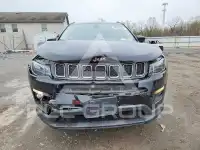 2018 Jeep COMPASS photo