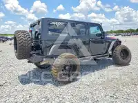 2018 Jeep WRANGLER фото
