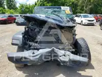 2018 Jeep WRANGLER фото