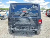 2018 Jeep WRANGLER фото