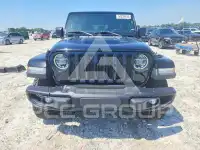 2018 Jeep WRANGLER фото