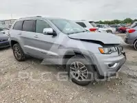 2018 Jeep CHEROKEE photo