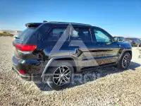 2018 Jeep CHEROKEE photo