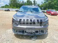 2018 Jeep CHEROKEE photo