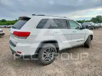 2018 Jeep CHEROKEE photo