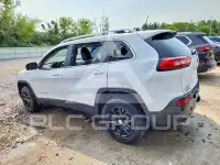 2018 Jeep CHEROKEE photo