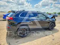 2018 Jeep CHEROKEE фото