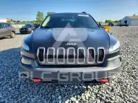 2018 Jeep CHEROKEE photo