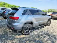 2018 Jeep CHEROKEE photo