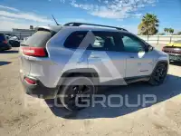 2018 Jeep CHEROKEE фото