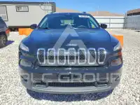 2018 Jeep CHEROKEE photo