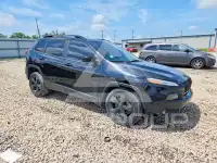 2018 Jeep CHEROKEE фото