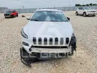 2018 Jeep CHEROKEE photo