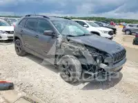 2018 Jeep CHEROKEE photo