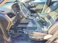 2018 Jeep CHEROKEE photo