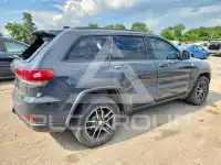 2018 Jeep CHEROKEE photo