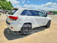 2018 Jeep CHEROKEE фото