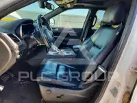 2018 Jeep CHEROKEE фото