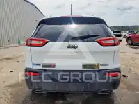 2018 Jeep CHEROKEE photo