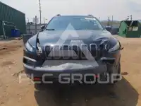 2018 Jeep CHEROKEE photo