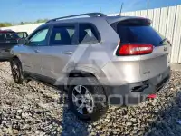 2018 Jeep CHEROKEE фото