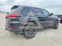 2018 Jeep CHEROKEE photo