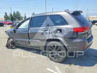 2018 Jeep CHEROKEE фото