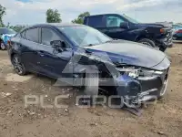 2018 Mazda 3 фото