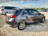 2018 Mazda 3 фото