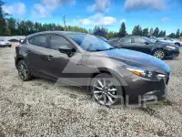 2018 Mazda 3 photo