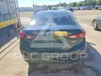 2018 Mazda 3 фото