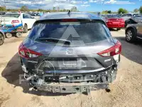 2018 Mazda 3 фото