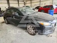 2018 Mazda 3 photo