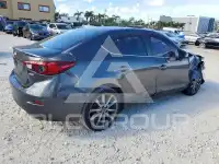 2018 Mazda 3 photo
