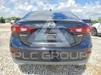 2018 Mazda 3 фото